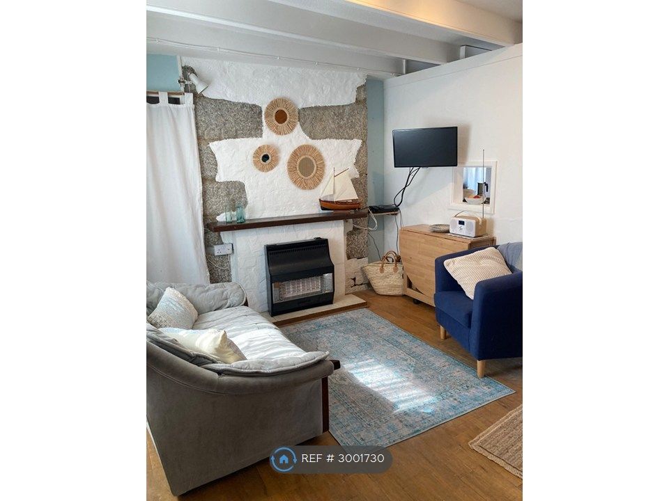 Property photo 1 of 6 Snug