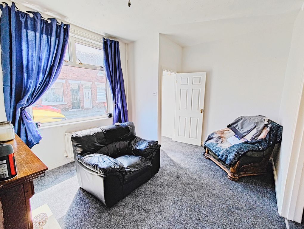 Property photo 2 of 23