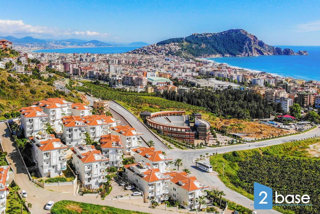 Property photo 1 of 31