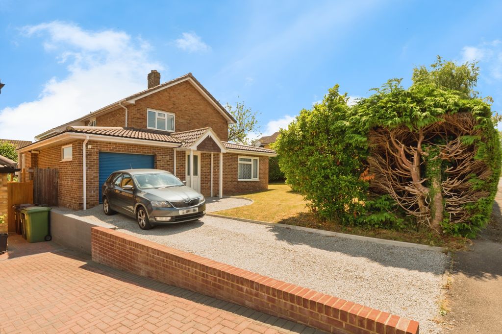 Property photo 1 of 20