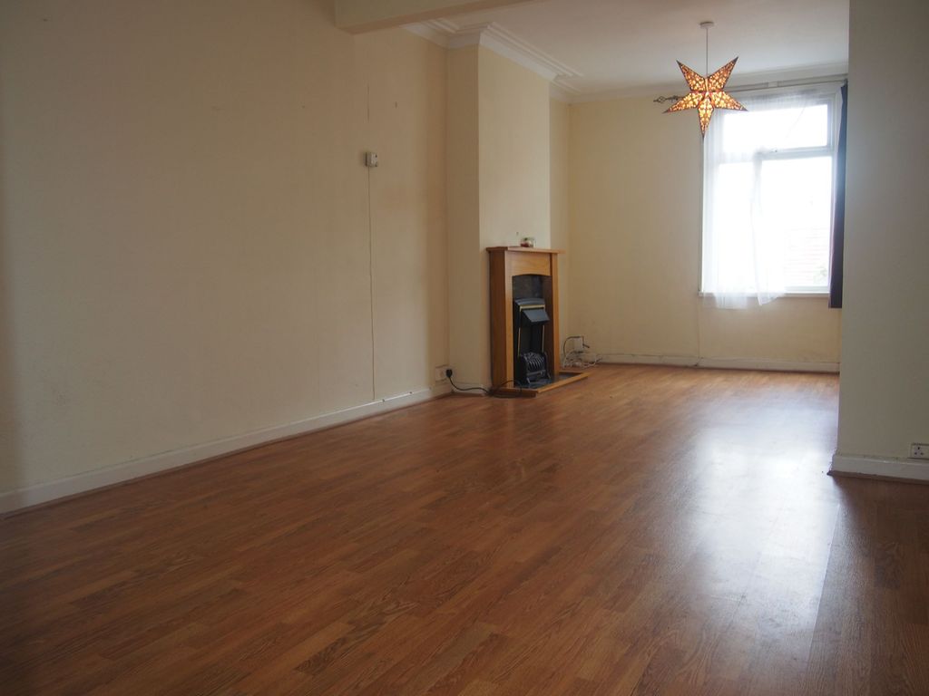 Property photo 2 of 11 Photo 11