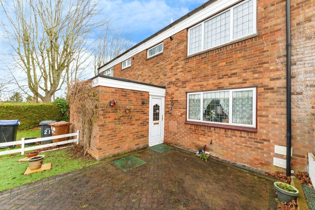 Property photo 1 of 17