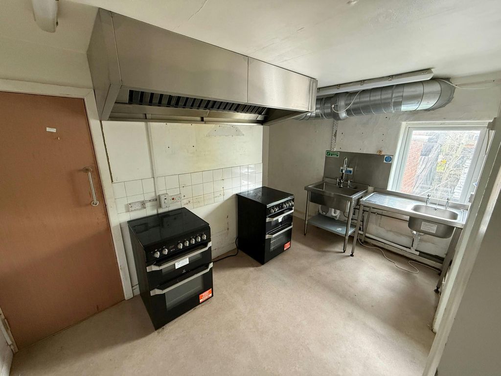 Property photo 3 of 5 1.Jpg