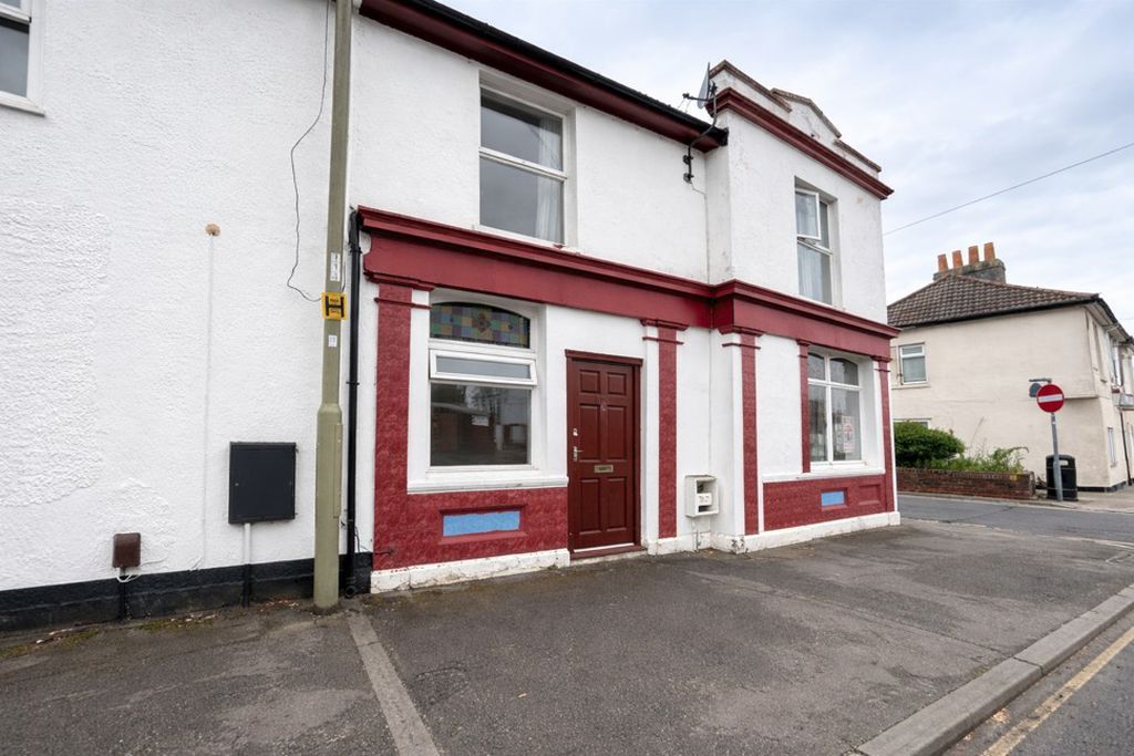 Property photo 1 of 7 Photo 1