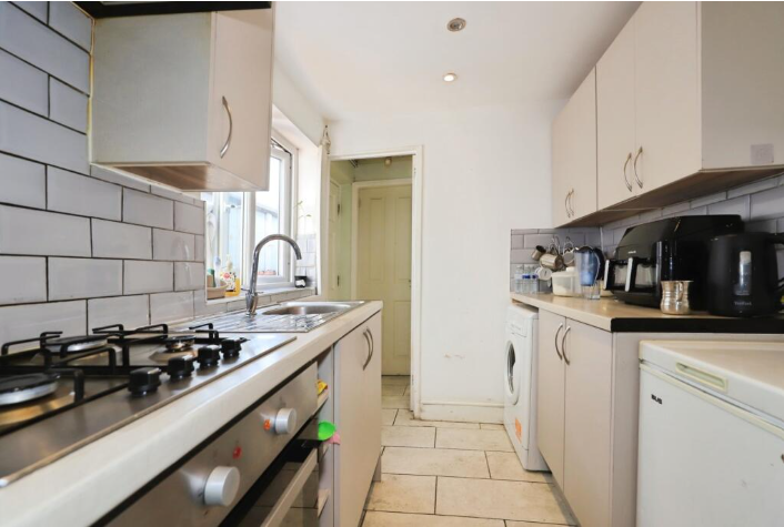 Property photo 2 of 13