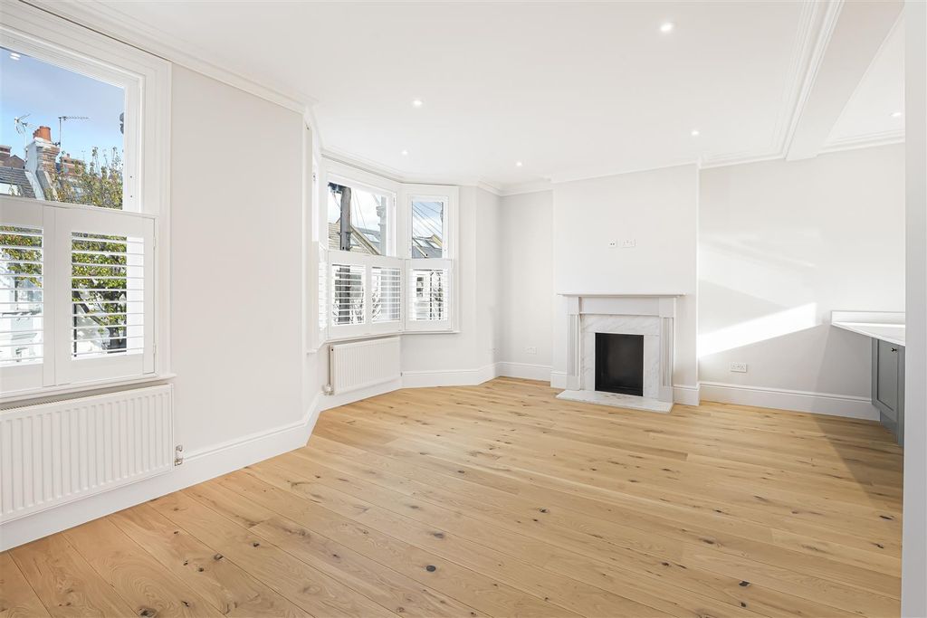 Property photo 2 of 13 Mnh06373.Jpg