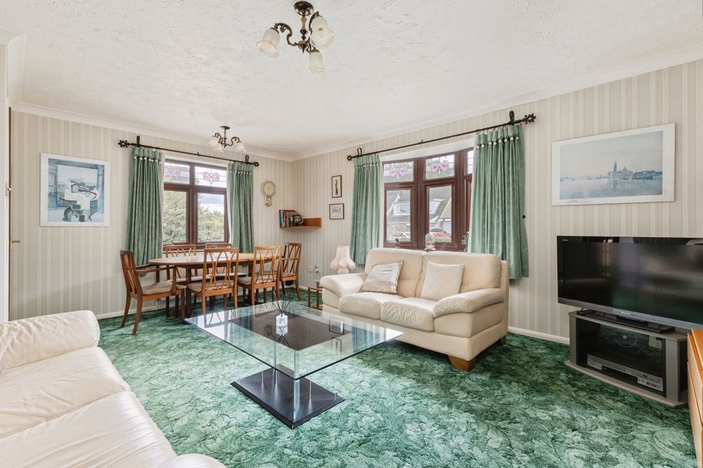 Property photo 2 of 18 Pbox-Img.Jpg