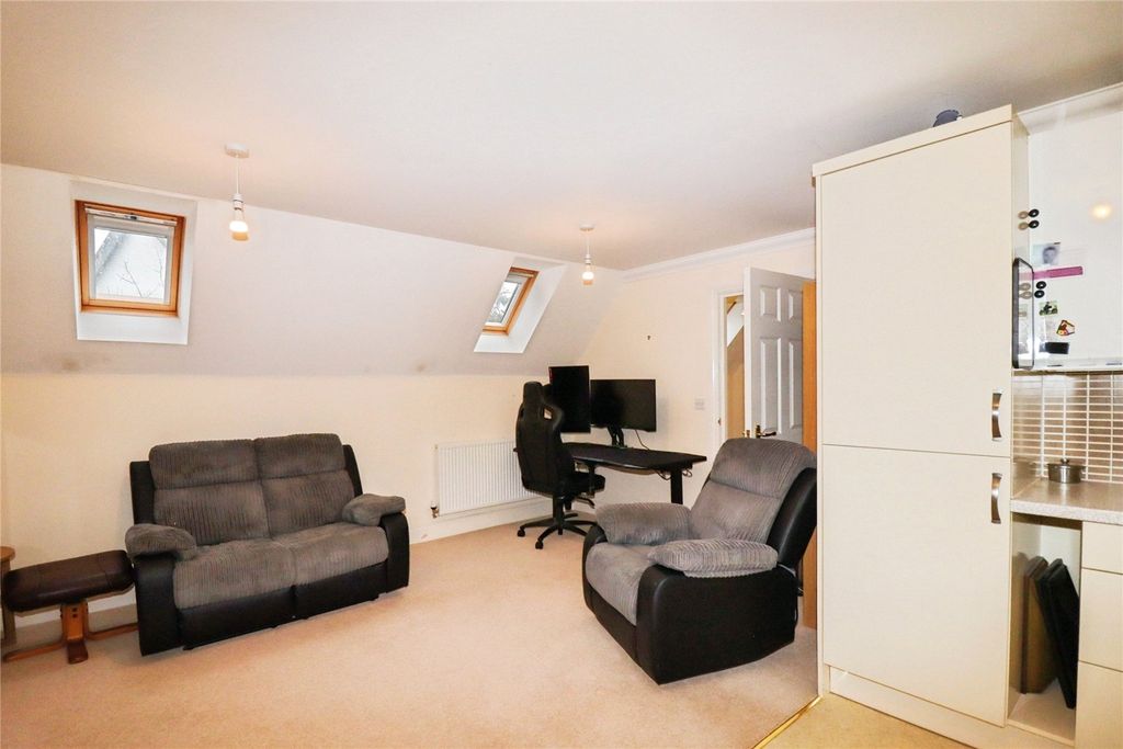 Property photo 3 of 13 Picture No. 76