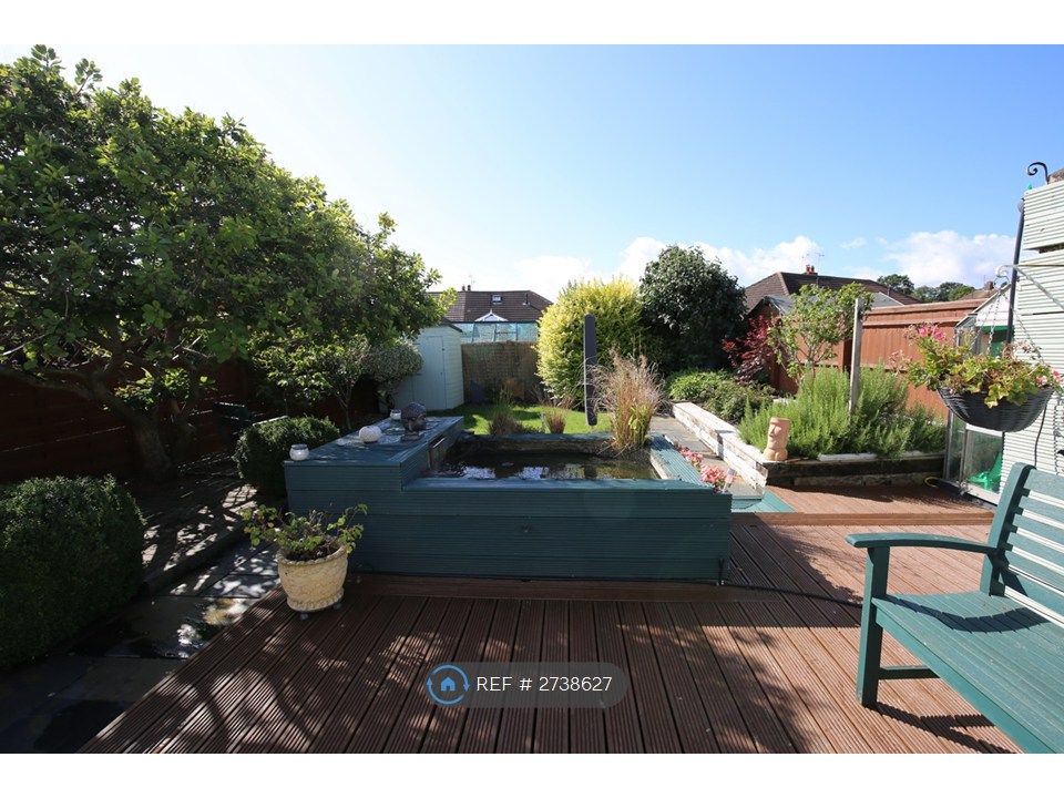 Property photo 2 of 23