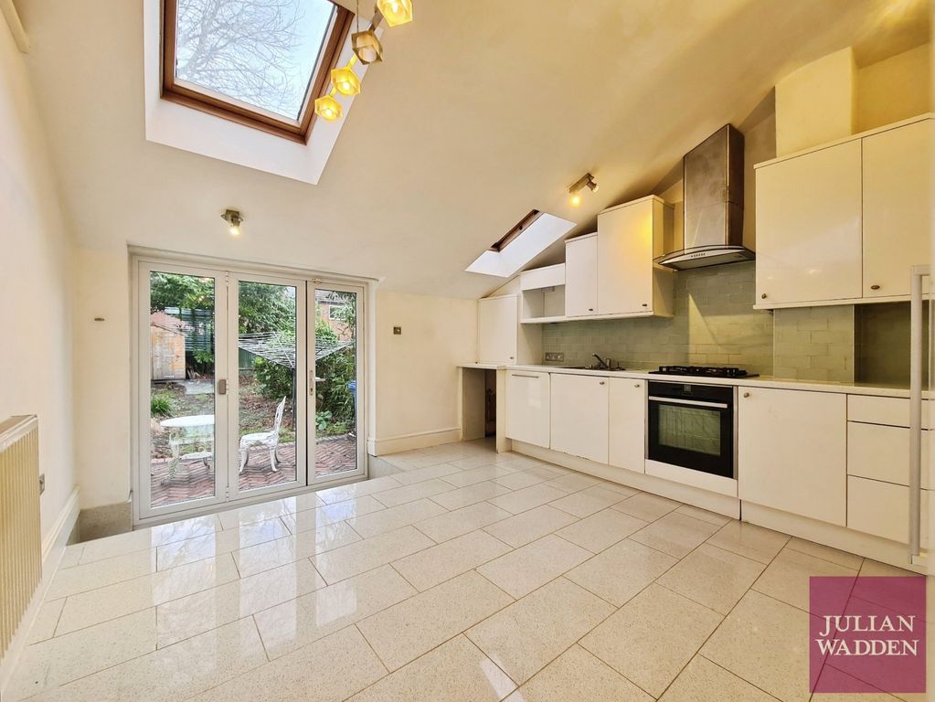 Property photo 3 of 15 Picture No. 05