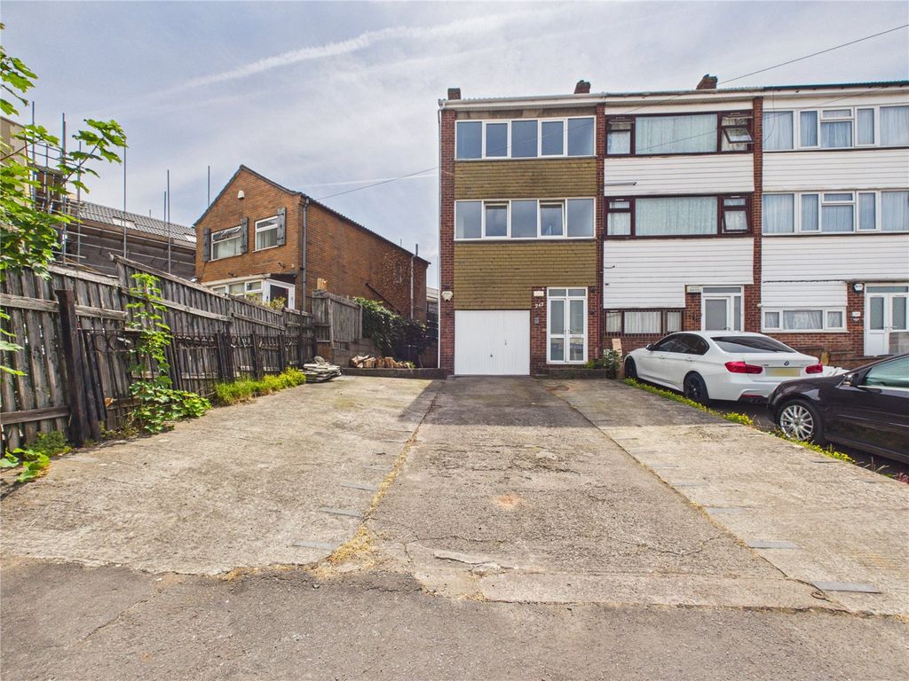 Property photo 1 of 18 Picture No. 20