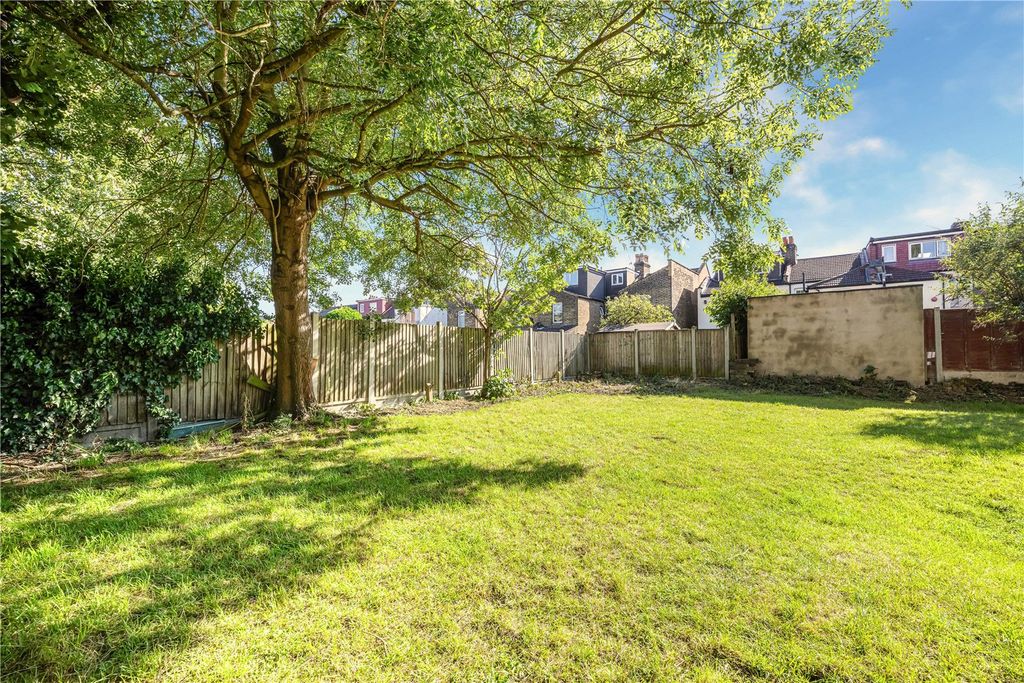 Property photo 2 of 12 Picture No. 01
