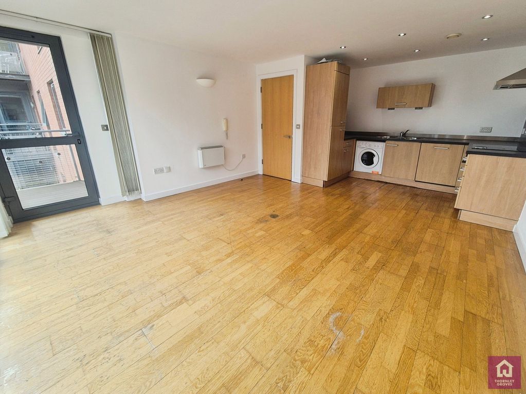 Property photo 3 of 18 Pbox-Img.Jpg