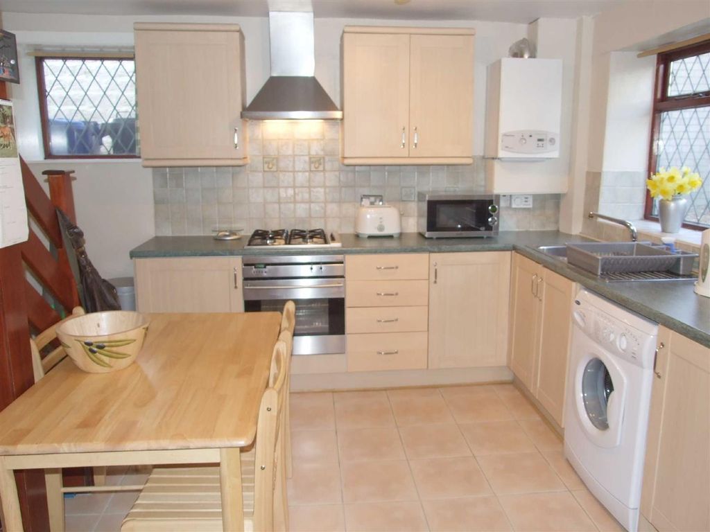 Property photo 3 of 7