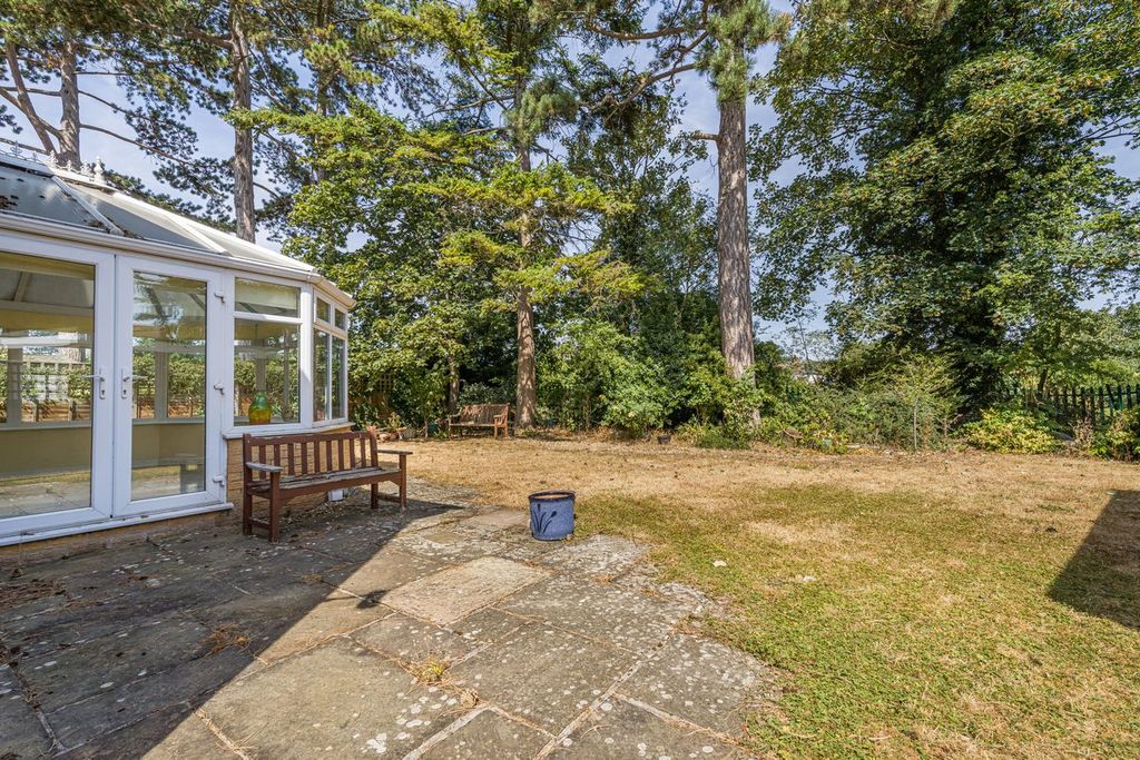 Property photo 2 of 18