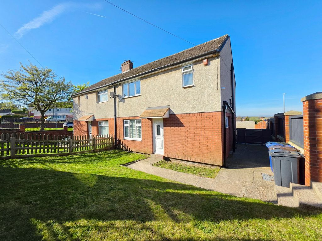 Property photo 2 of 21