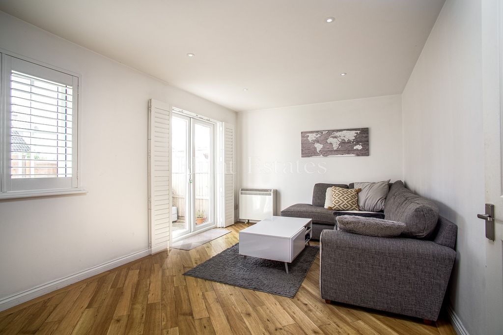 Property photo 3 of 18 Not Specified