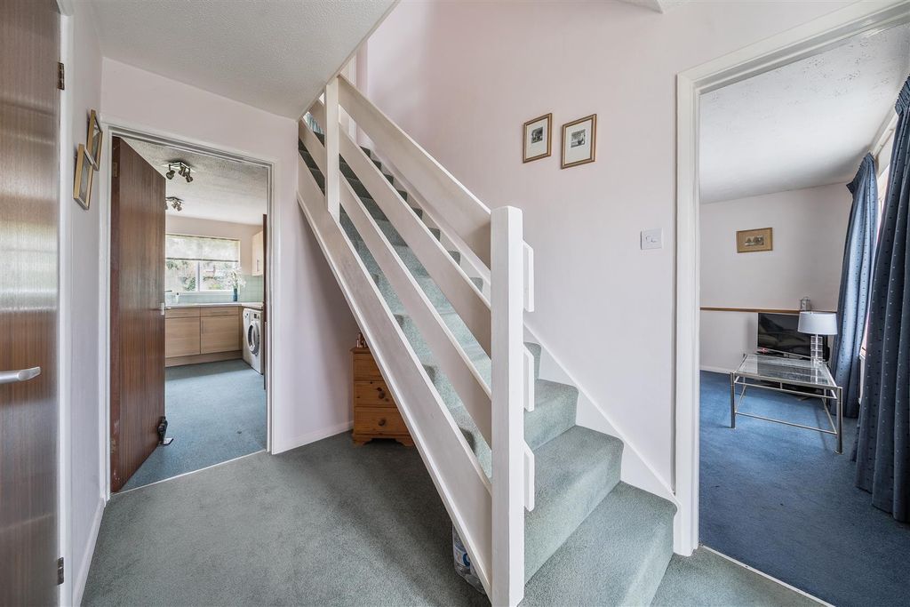 Property photo 2 of 16 1362992-7-6908E1E0d79A9.Jpg