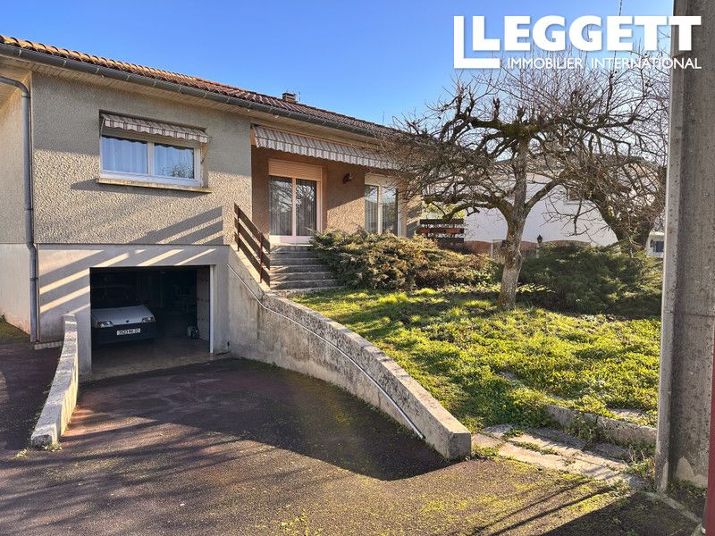 Property photo 1 of 10