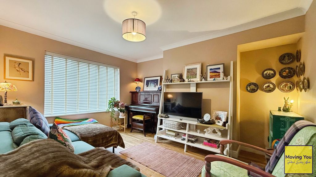 Property photo 2 of 19 Reception Room