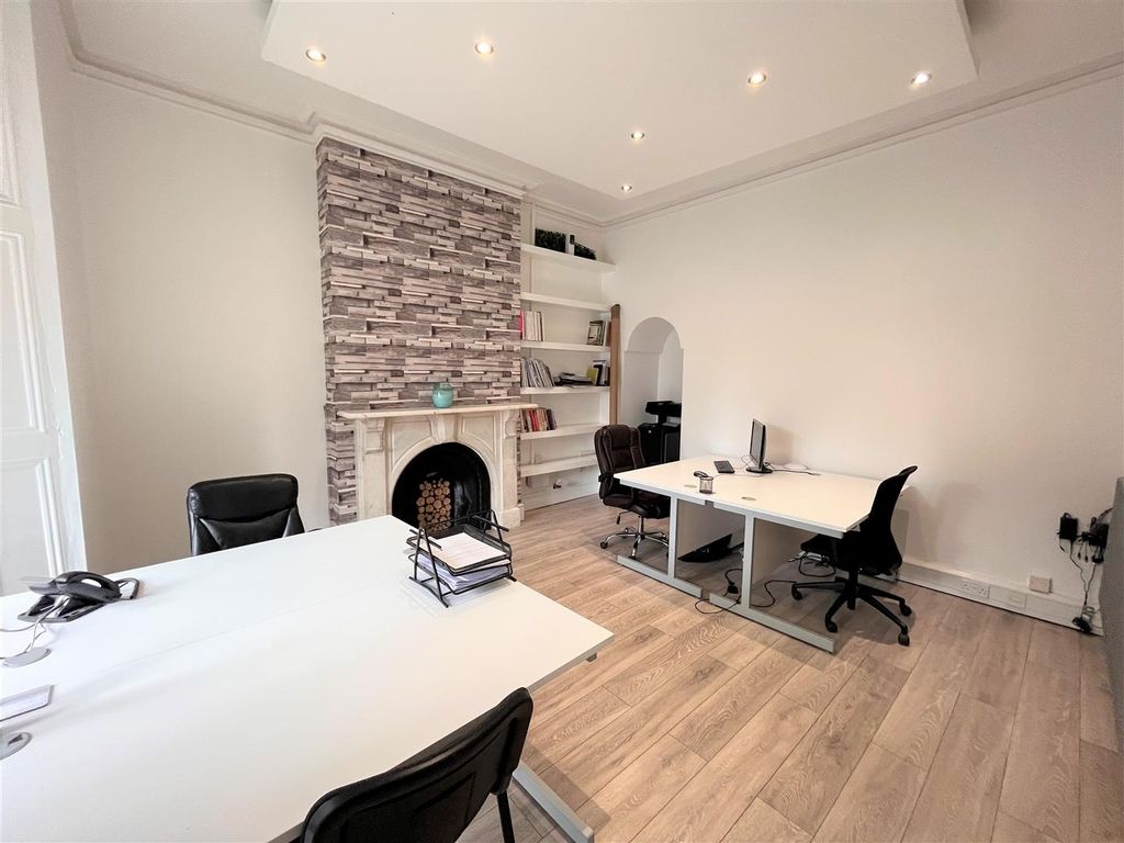 Property photo 2 of 4 Img_8083.Jpg