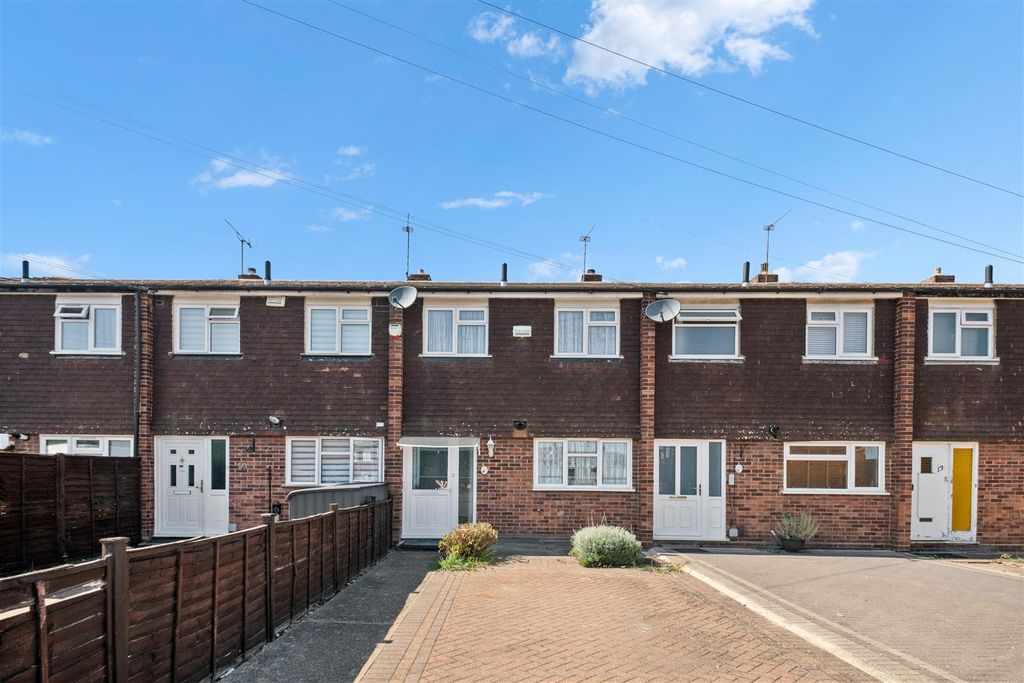 Property photo 1 of 12
