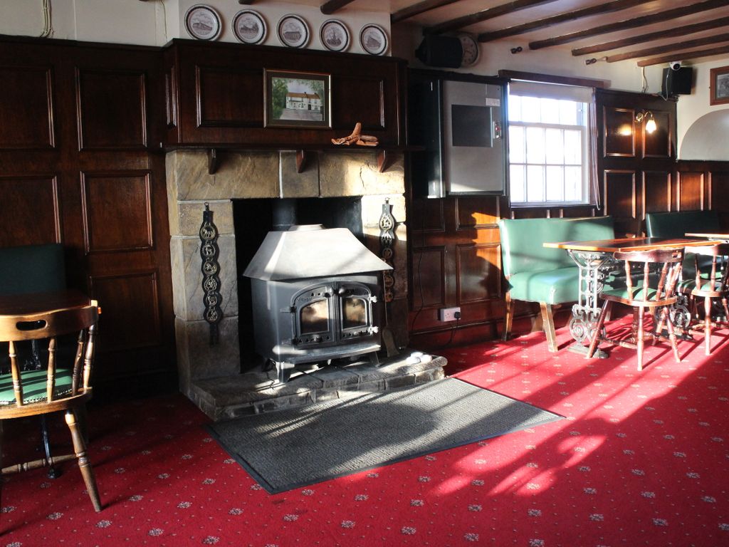 Property photo 3 of 13