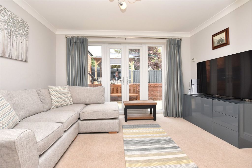 Property photo 3 of 25 Picture No. 55