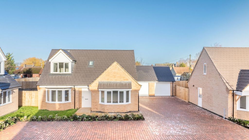 Property photo 1 of 36