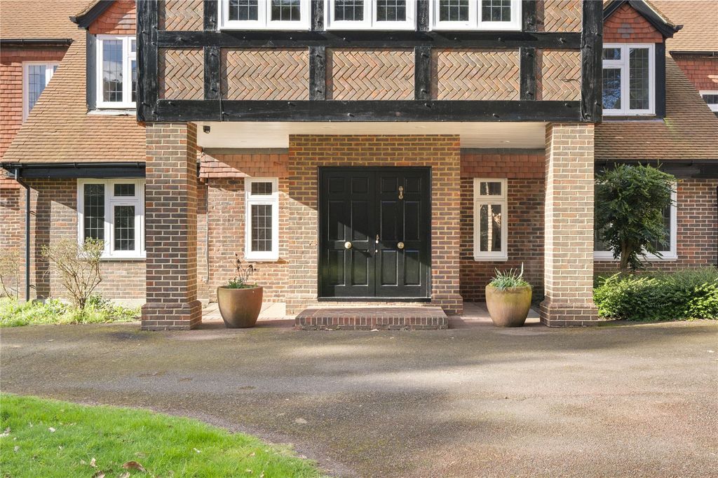 Property photo 3 of 24 Picture 3