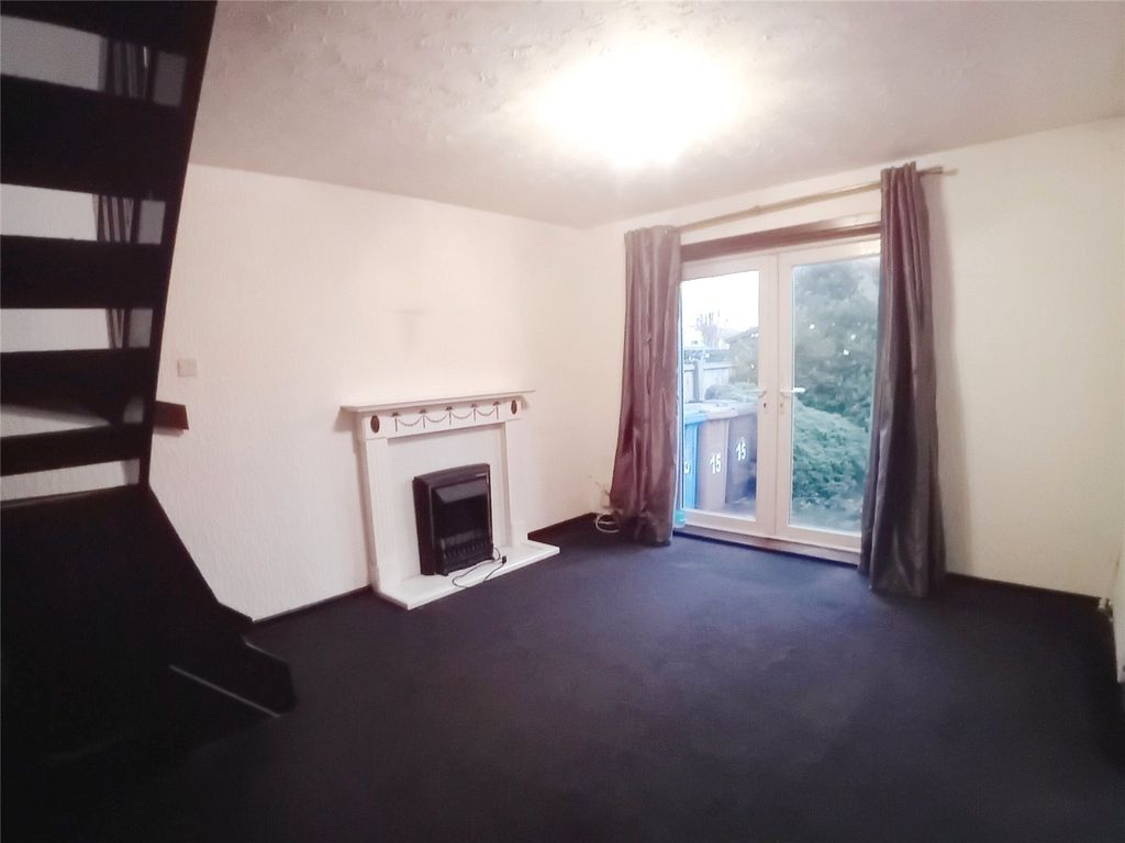 Property photo 2 of 8 Picture No. 40