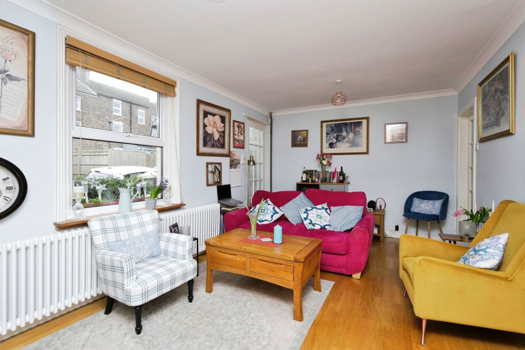 Property photo 3 of 17