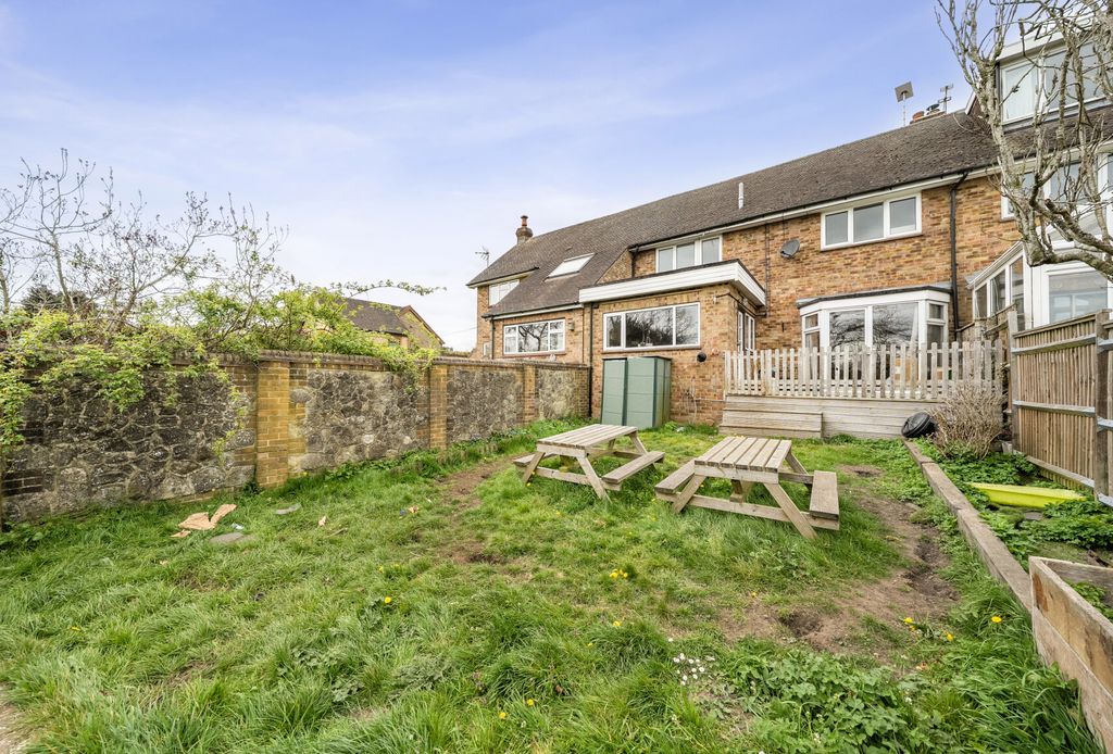 Property photo 2 of 18 1445996-3-69E243F...