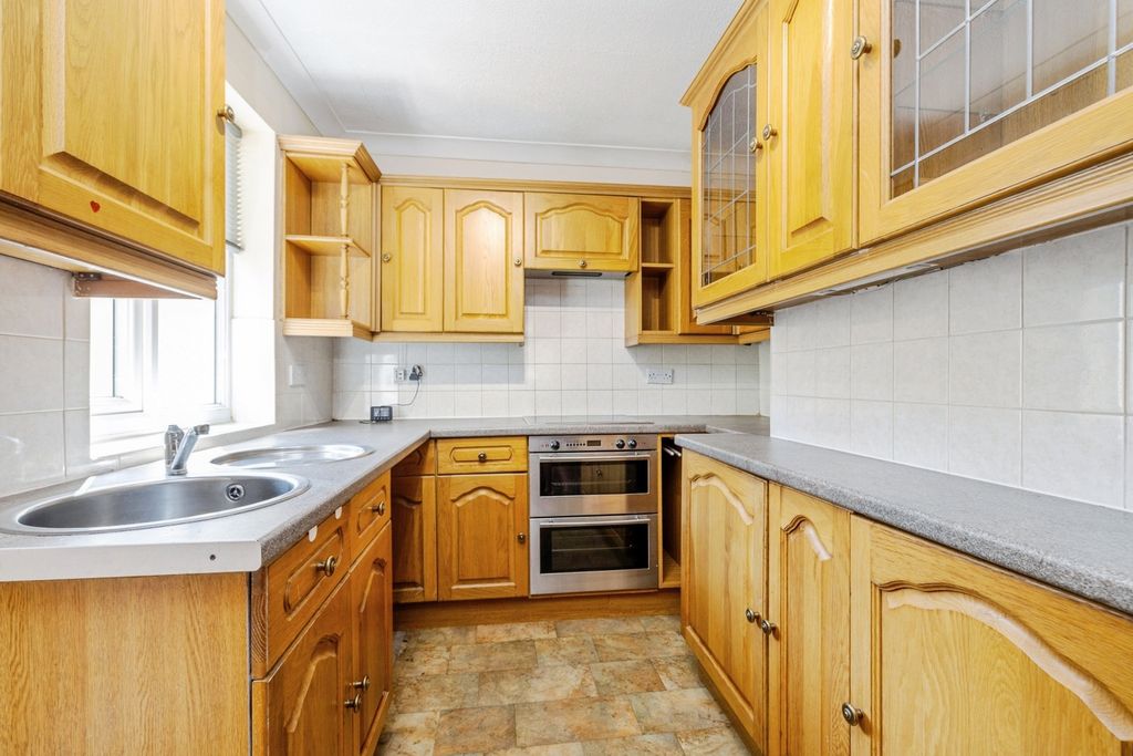 Property photo 2 of 12 Pbox-Img.Jpg