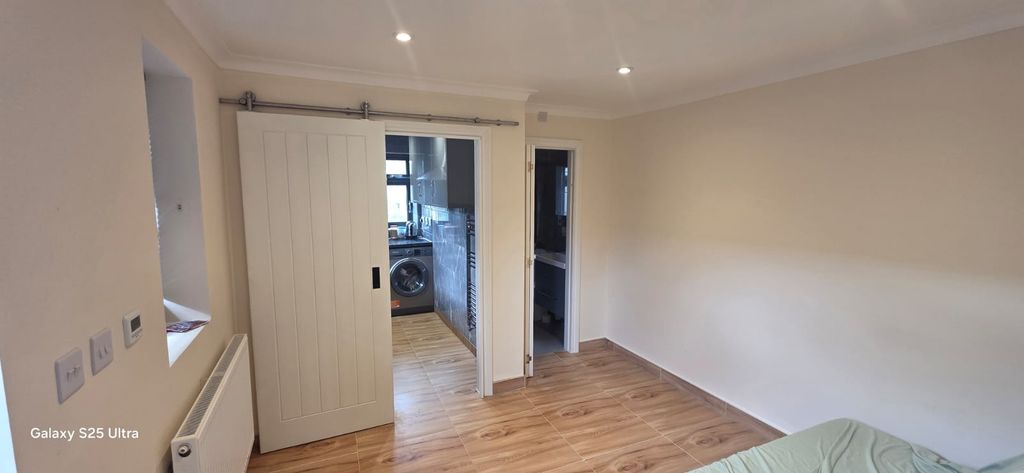 Property photo 1 of 17 One/ Two Bedroom Annex . Rent Included All The Bills