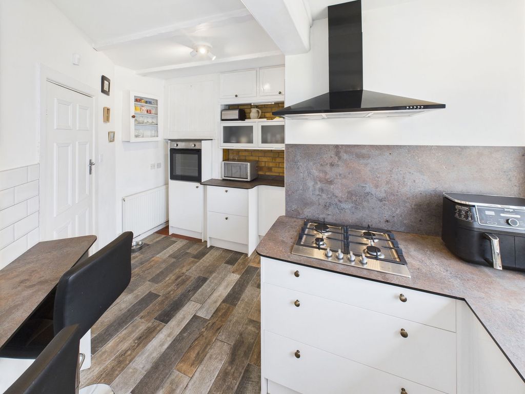 Property photo 2 of 22