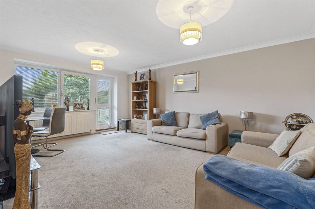 Property photo 3 of 14 Picture No. 04