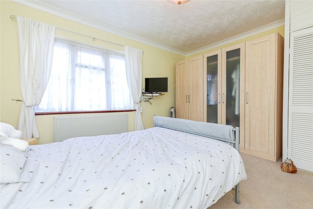 Property photo 1 of 25 Picture No. 40