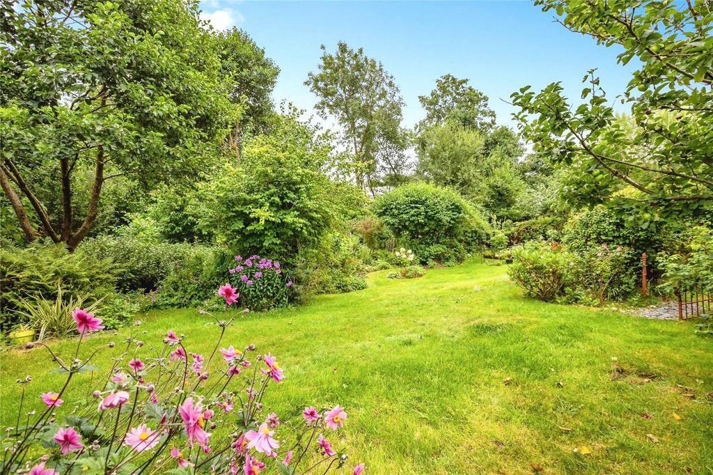 Property photo 2 of 28 Photo