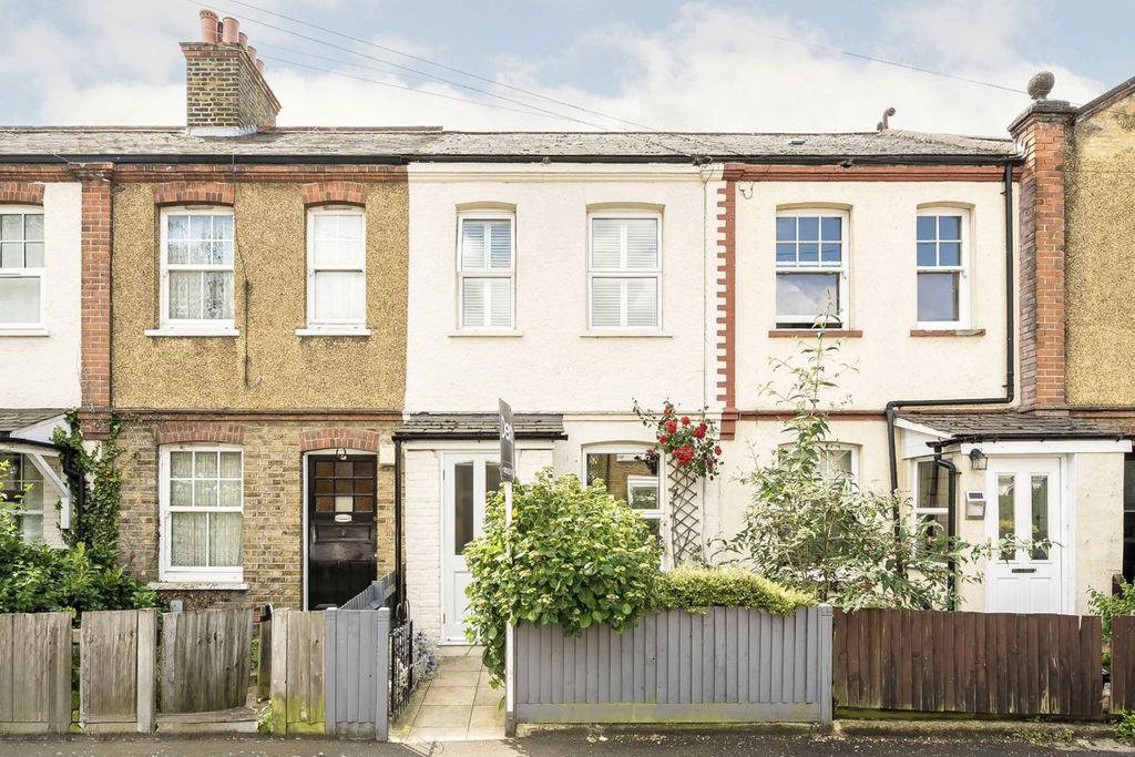 Property photo 1 of 7