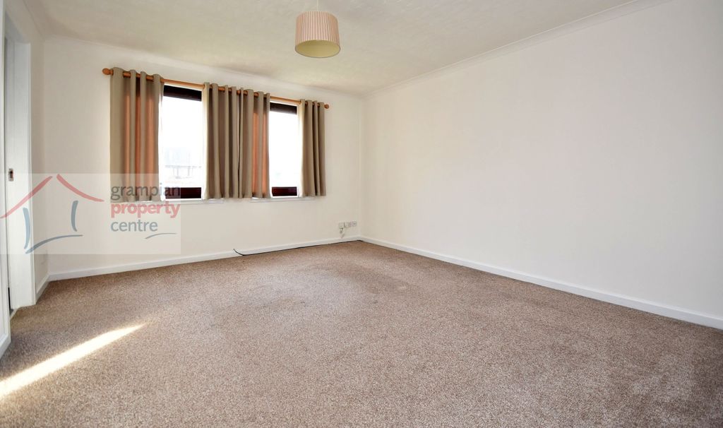 Property photo 2 of 13 l.Jpg