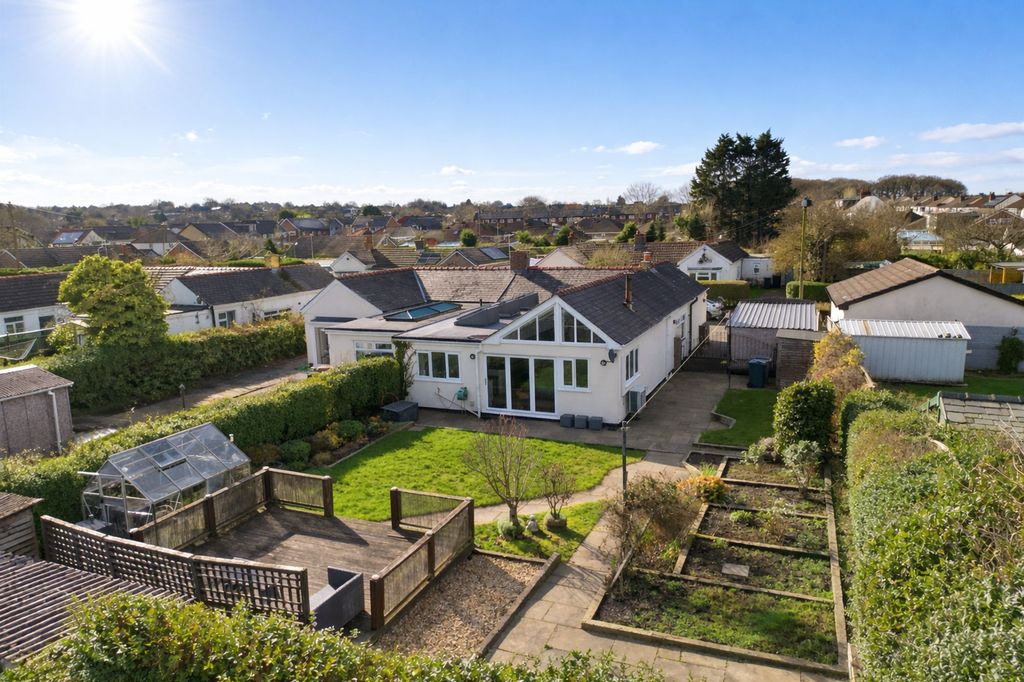 Property photo 1 of 36