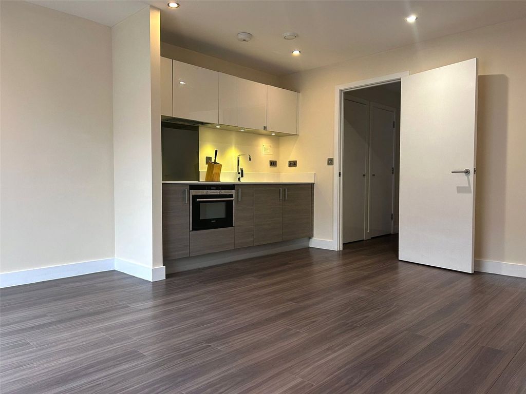 Property photo 2 of 4 Picture No. 04