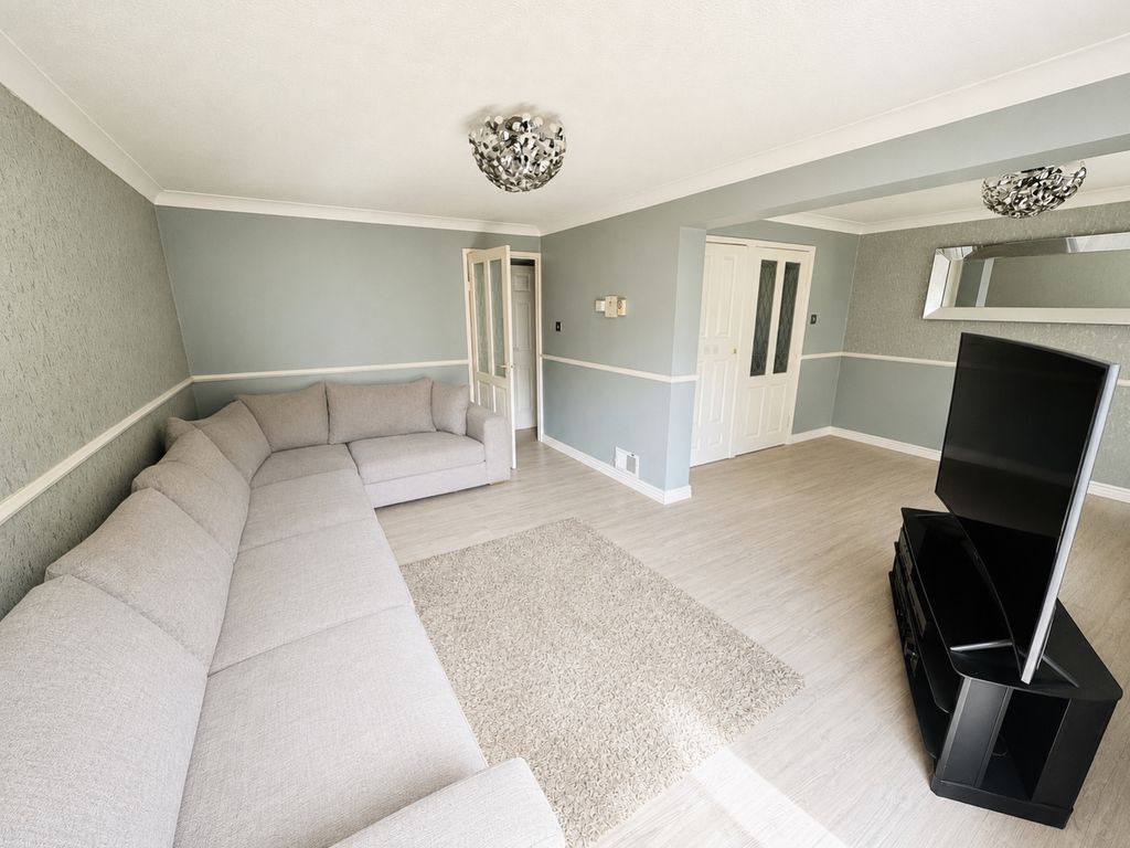 Property photo 3 of 11 8658998E-80F7-4Bc0-803D-4F9795DC483A