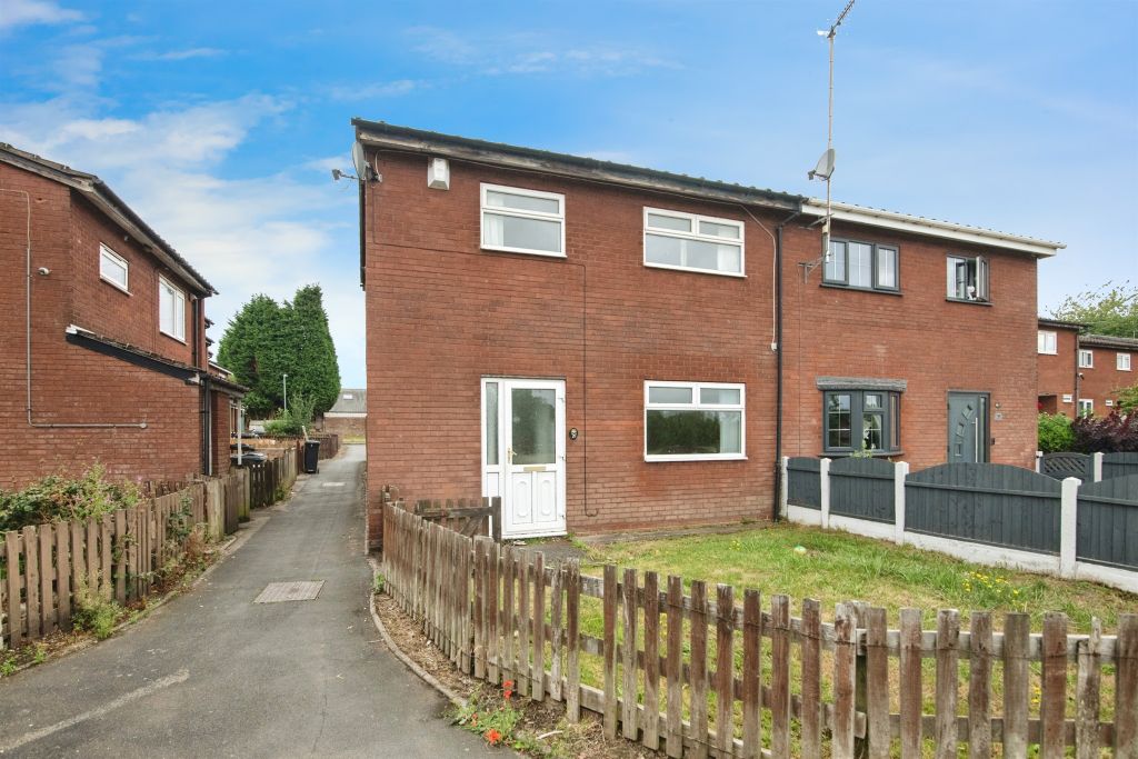 Property photo 1 of 16