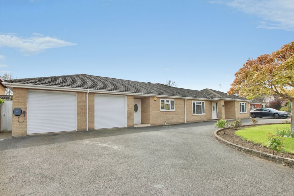 Additional image 25 of 6 bed detached bungalow for saleChandlers Way, March PE15