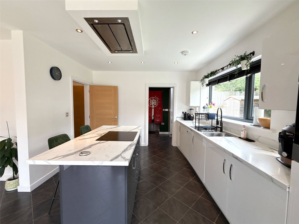 Property photo 2 of 40 Dining Kitchen