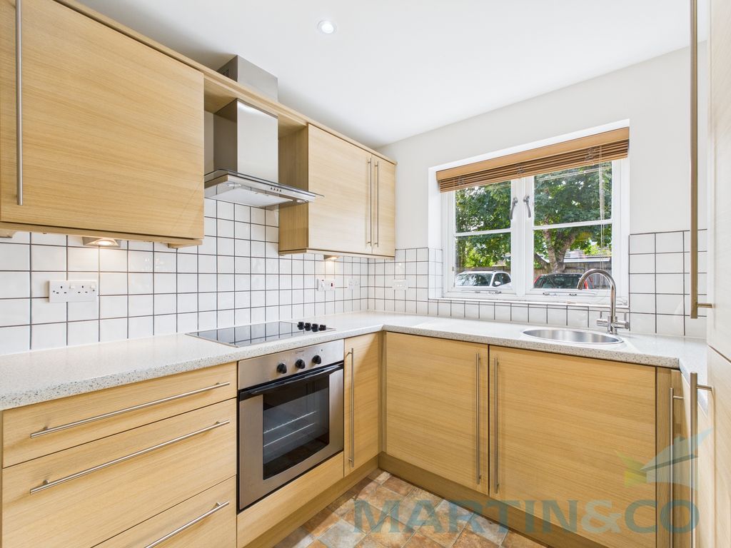 Property photo 1 of 9 Cam01059G0-Pr0298-Still005