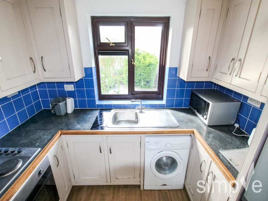 Property photo 1 of 12 Img_0172