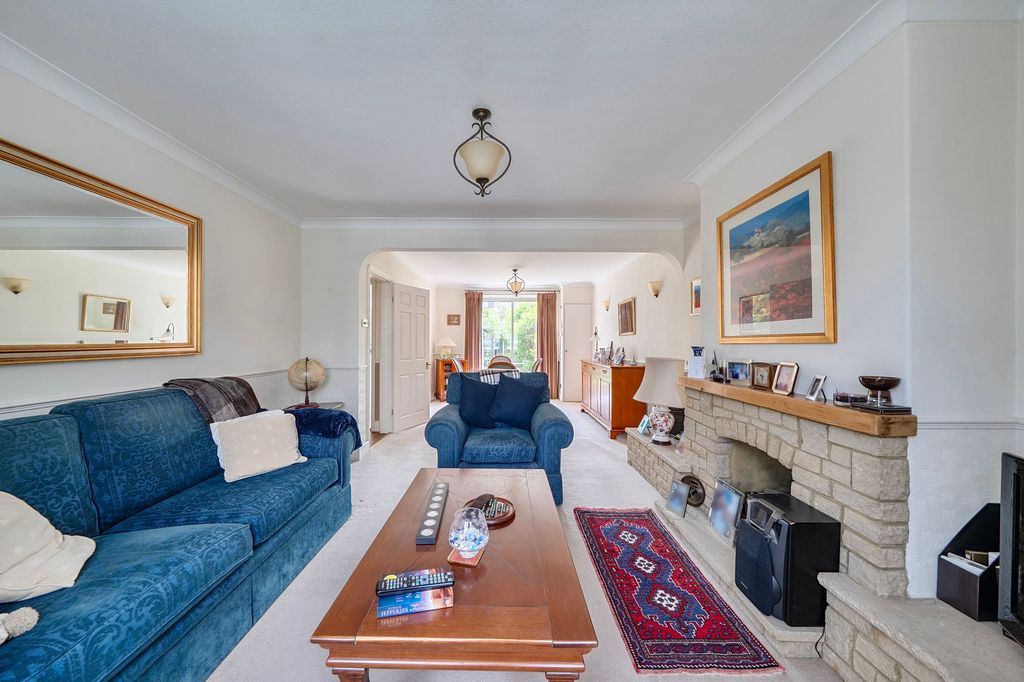 Property photo 3 of 18